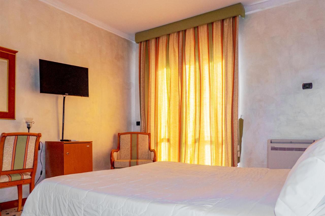 Hotel Astoria Fermo Dış mekan fotoğraf