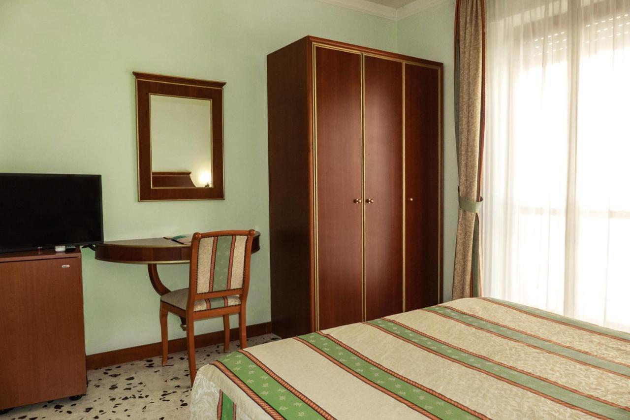 Hotel Astoria Fermo Dış mekan fotoğraf