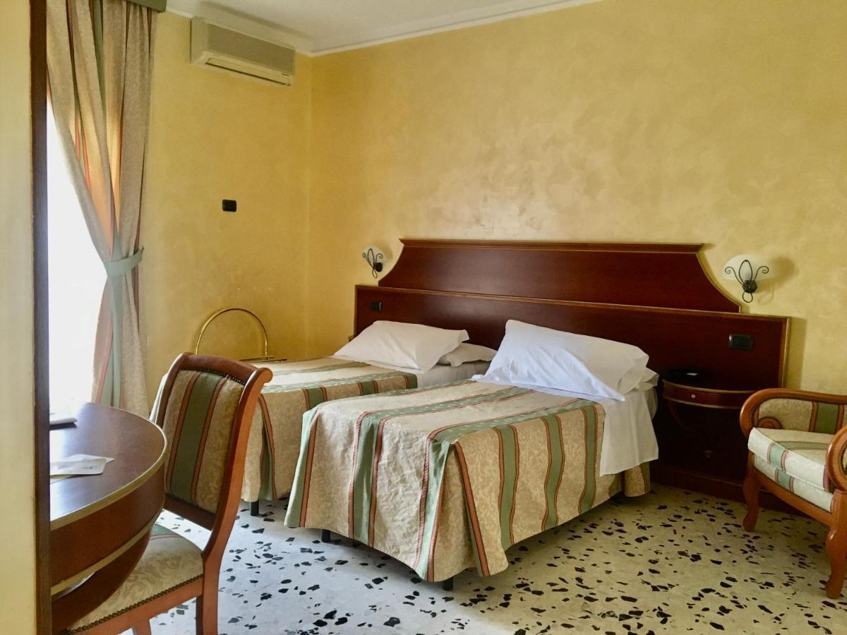 Hotel Astoria Fermo Dış mekan fotoğraf